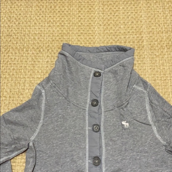 NWOT Juniors Size L-Abercrombie & Fitch Sweatshirt - Picture 5 of 5